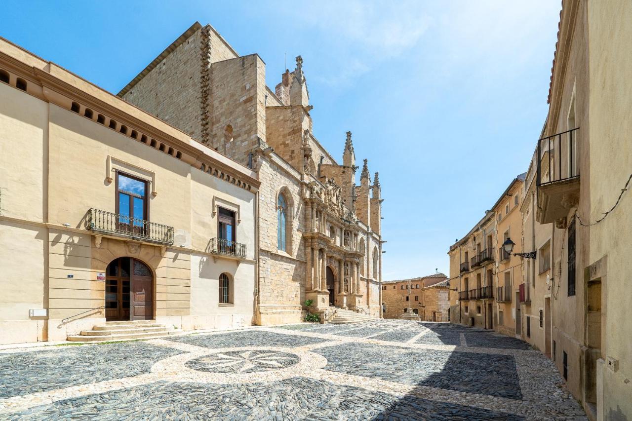 Hauzify I Vila Ducal Montblanc Exterior foto
